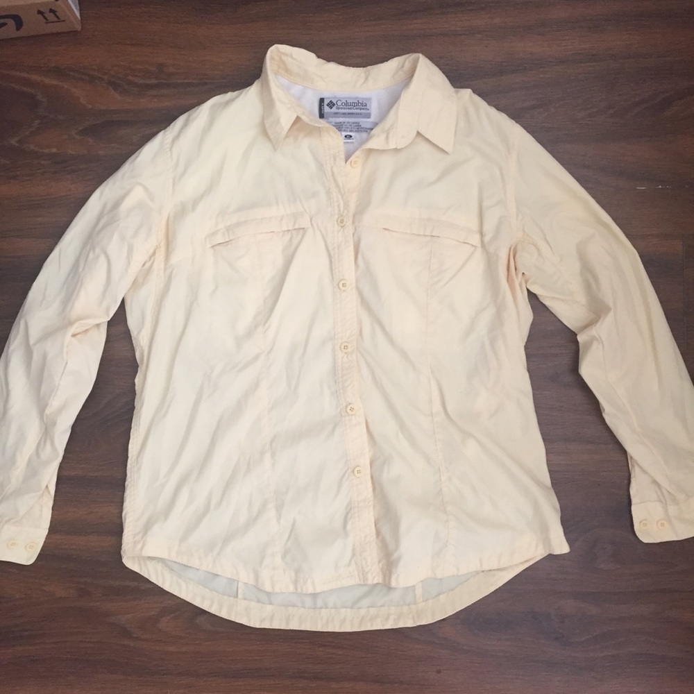 SOLD Columbia Vented Long Sleeve Hiking Outdoor